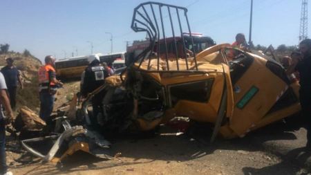 6 ضحايا من عائلة واحدة بحادث سير مروع شرقي رام الله